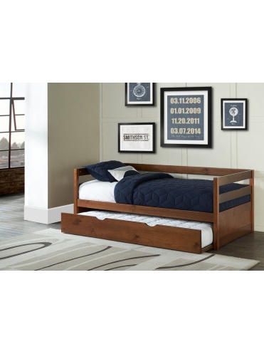 Кровать деревянная Лора